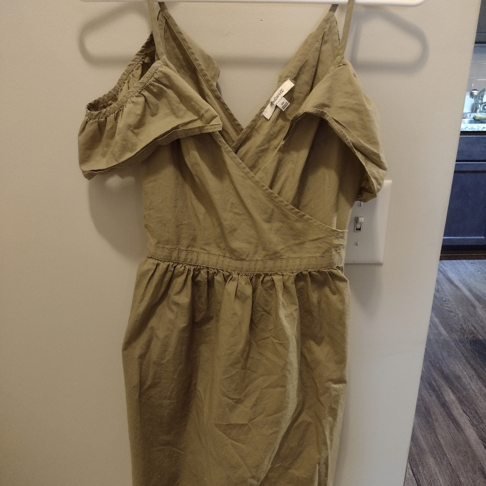 Madewell Cold Shoulder Ruffle Dress